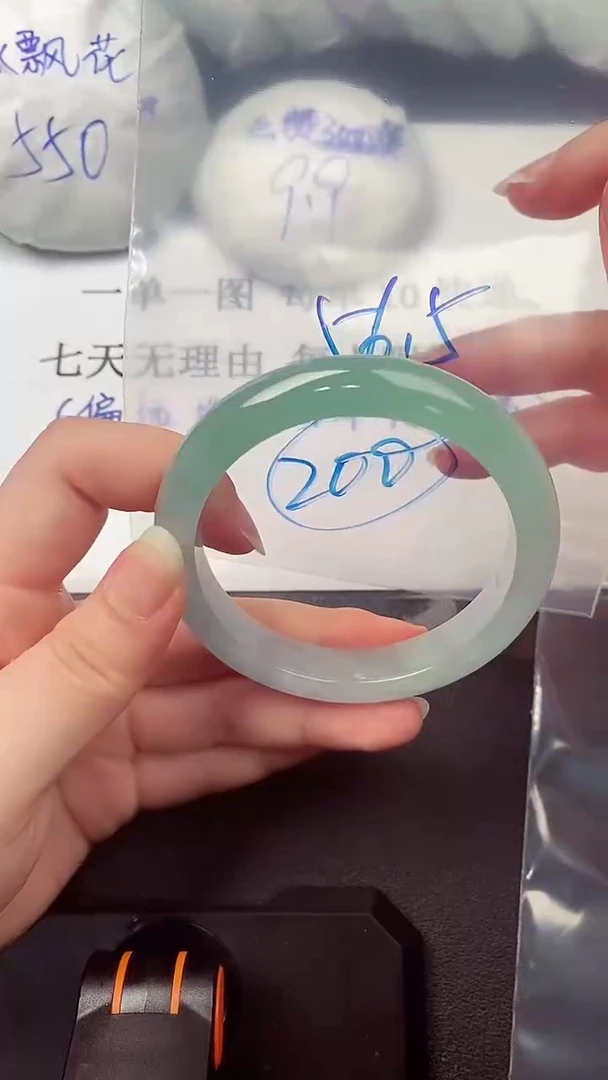 所见所得手镯圈口：56.5