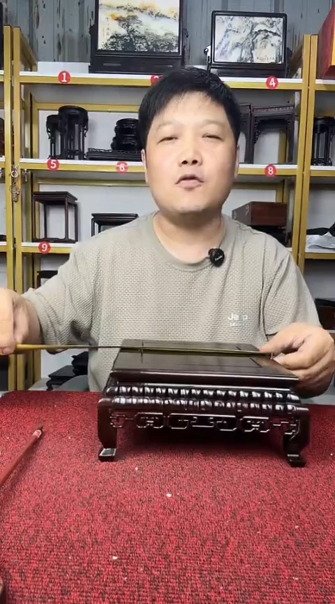 木大红酸枝金刚底座19*9CM