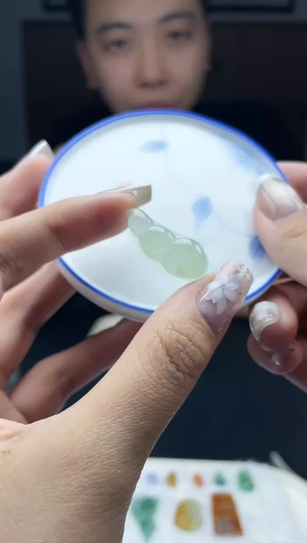 定制翡翠未镶嵌啊L6688