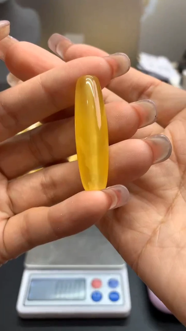 未镶嵌琥珀珠宝奇石1457