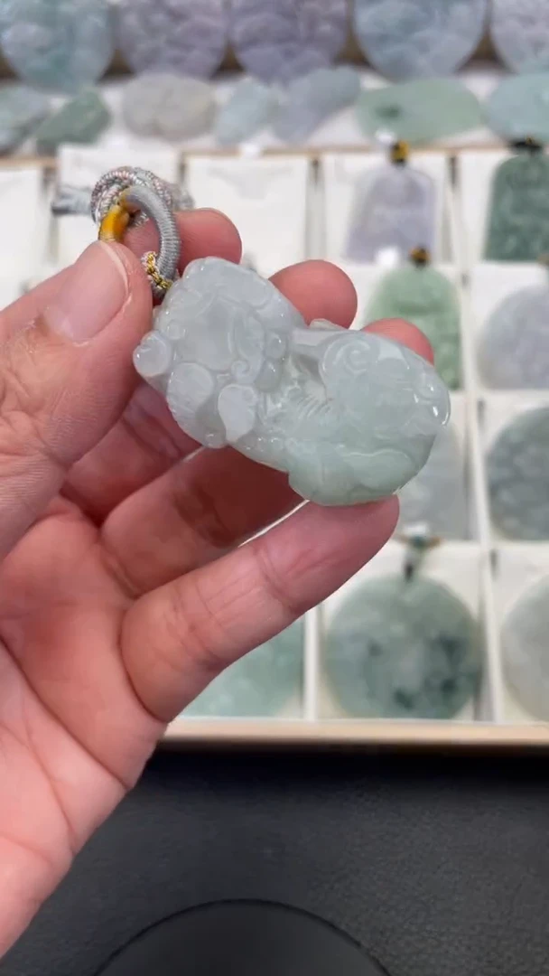 颈饰未镶嵌翡翠天然缅甸翡翠A货165