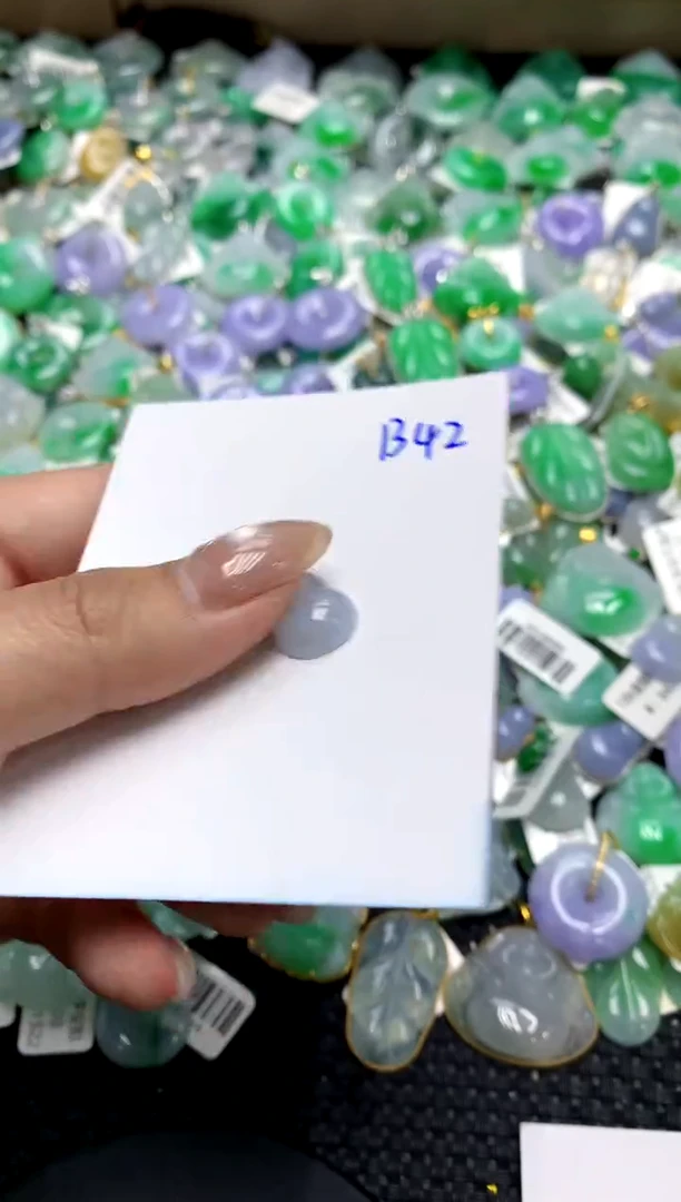 【闪购商品】翡翠颈饰18K金镶嵌1111111111111111