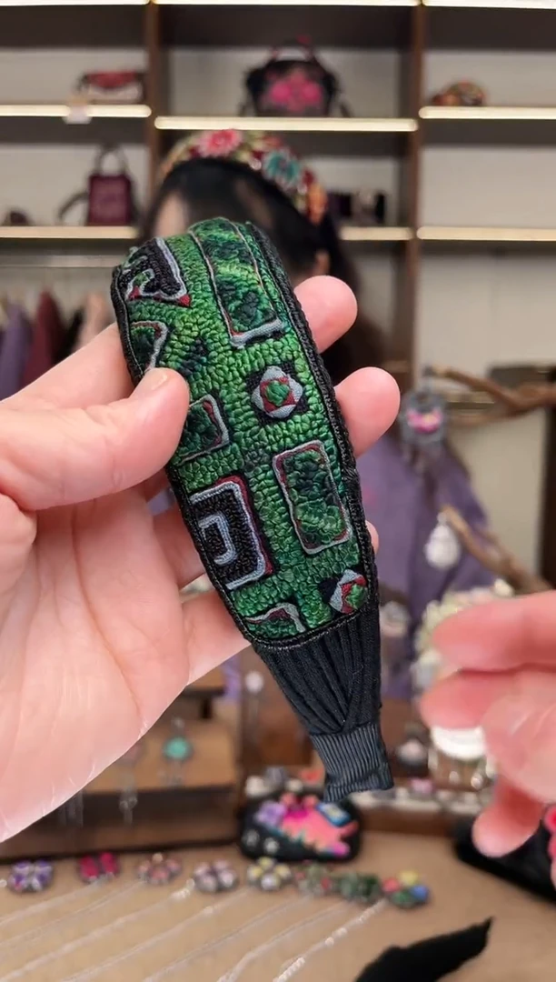 织绣A24黔东南苗族刺绣