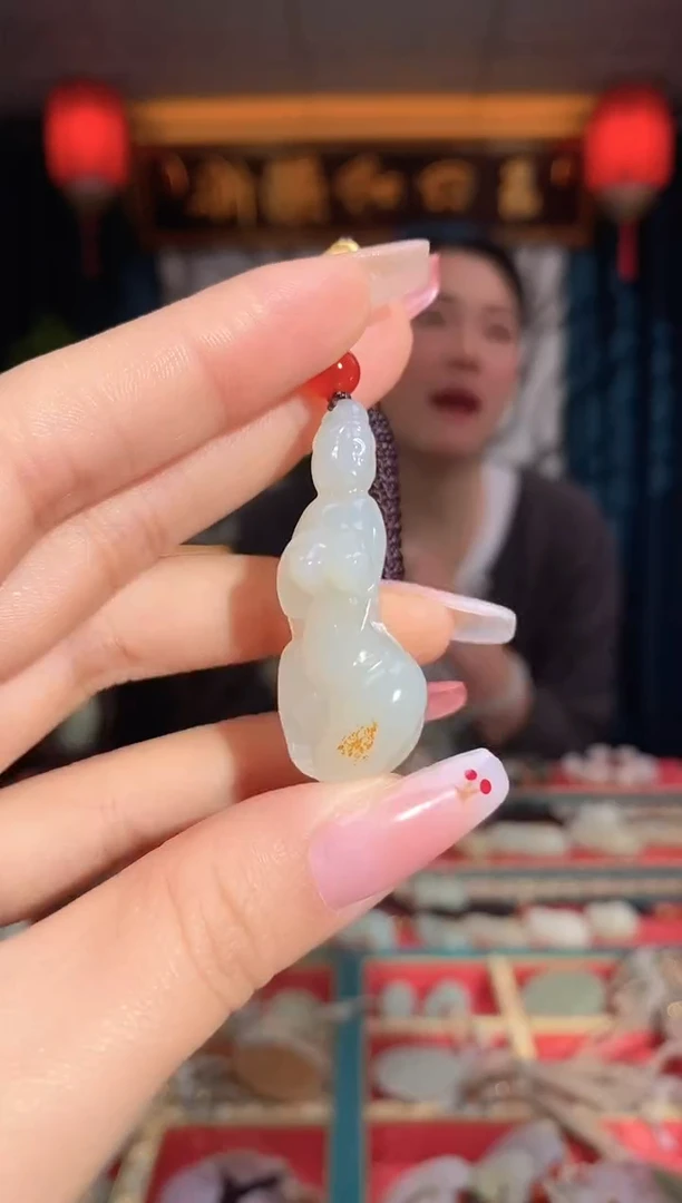 【闪购商品】和田玉挂件未镶嵌玉美人