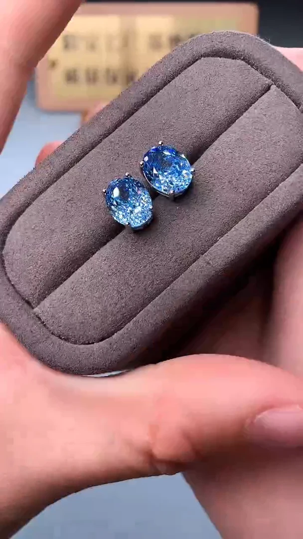 银S925镶嵌耳钉海蓝宝石1111