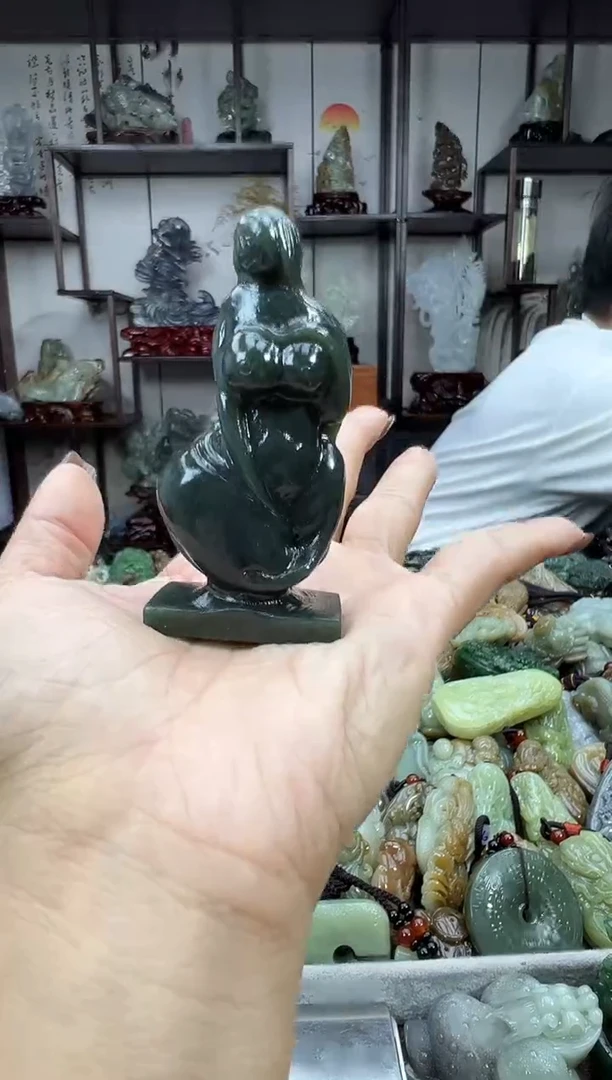 未镶嵌和田玉把件1