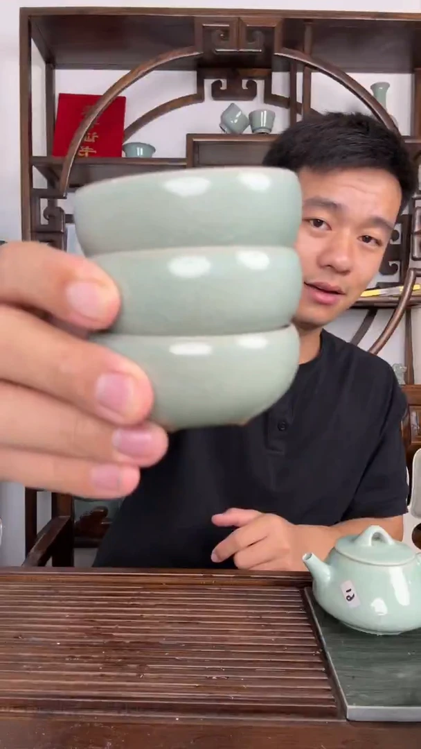 杯子89号豆青釉，三足小客杯，一组三个