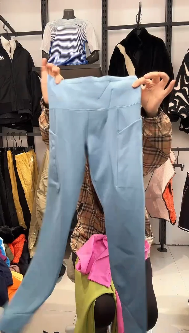 2611  编码  瑕疵直播间过款为准 尺码S 3