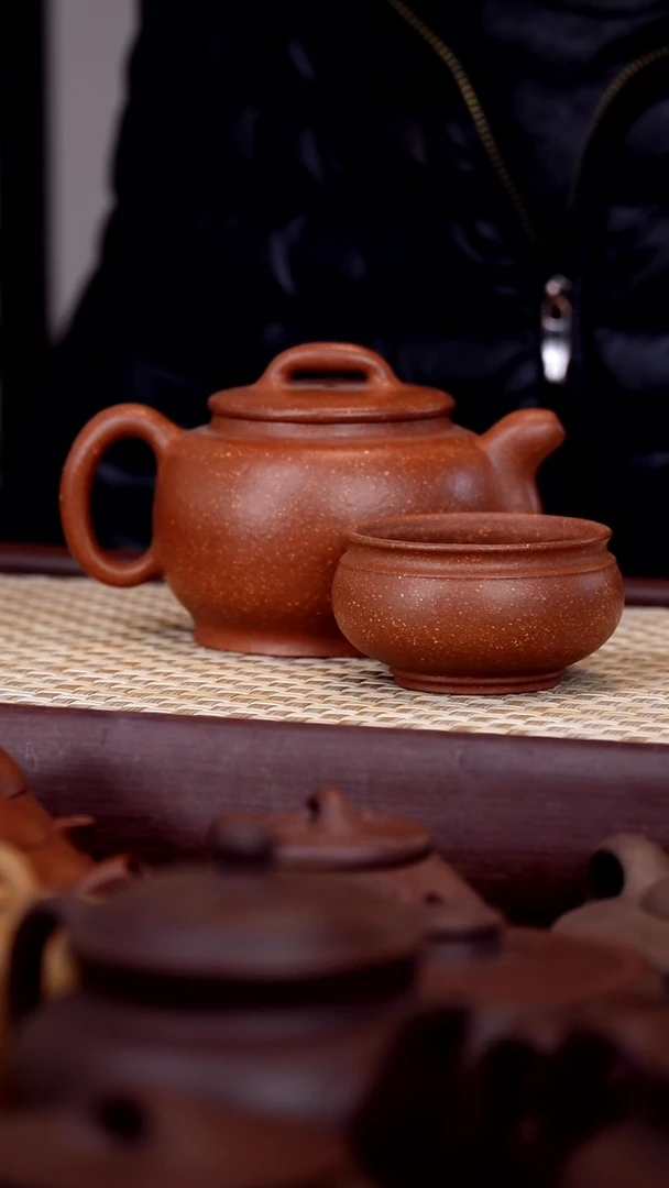 茶壶紫砂哇哇哇哇