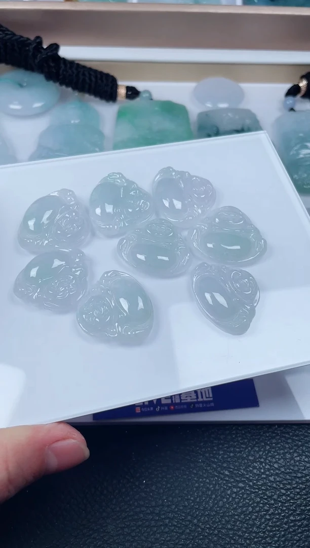 【闪购商品】翡翠颈饰未镶嵌佛公多样性发货一件发货
