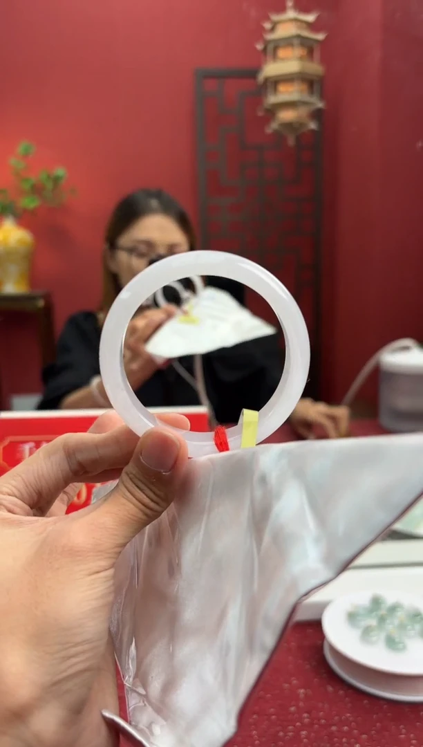 未镶嵌手镯翡翠翡翠手镯