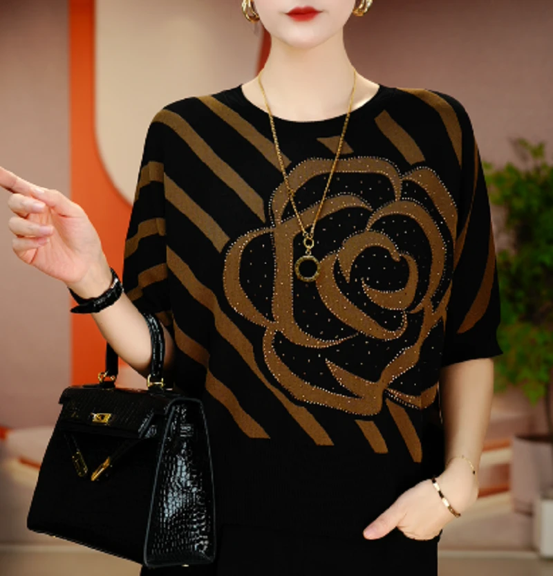 诺诗 新款夏季针织短袖上衣舒适透气气质上衣V25Z391