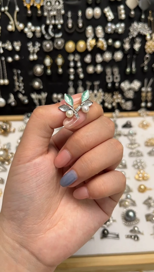 未镶嵌淡水珍珠耳饰淡水耳饰（有暇）