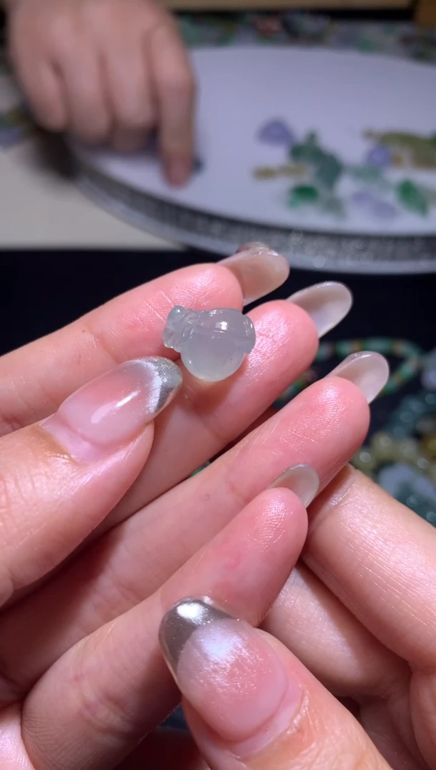 未镶嵌定制翡翠毛货