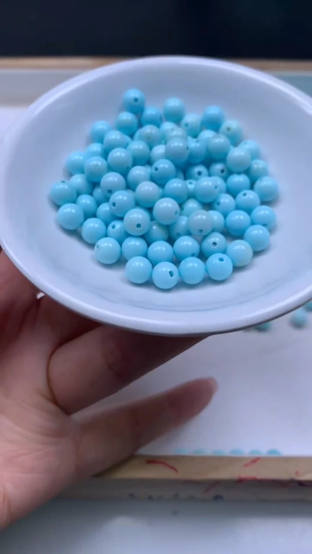 未镶嵌玛瑙手饰B1809 蓝白绿淞6mm30颗9.9元