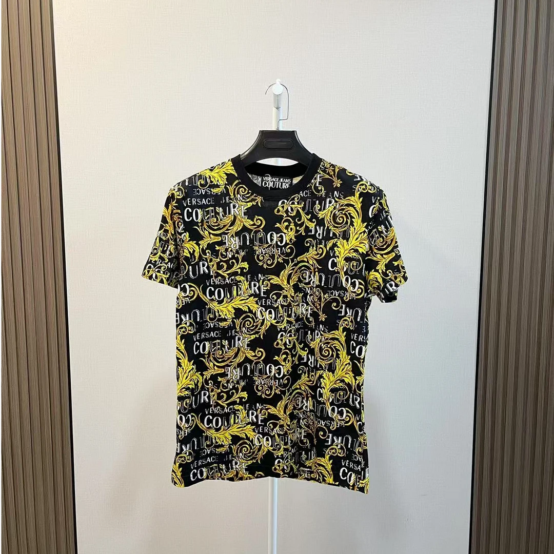 全新未使用 VERSACE/范思哲 /黑金花卉圆领短袖/尺码M