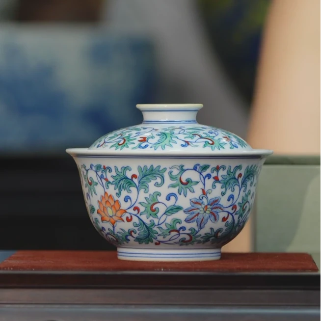 【小乔赏瓷】涂杏花斗彩缠枝莲炉式盖碗txh10