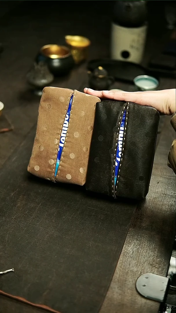 【闪购商品】香云纱波点纸巾包一直播选颜色