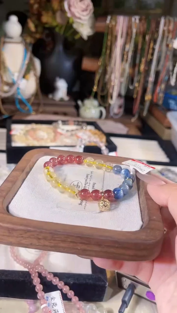 【闪购商品】水晶手链未镶嵌多样性发货其一