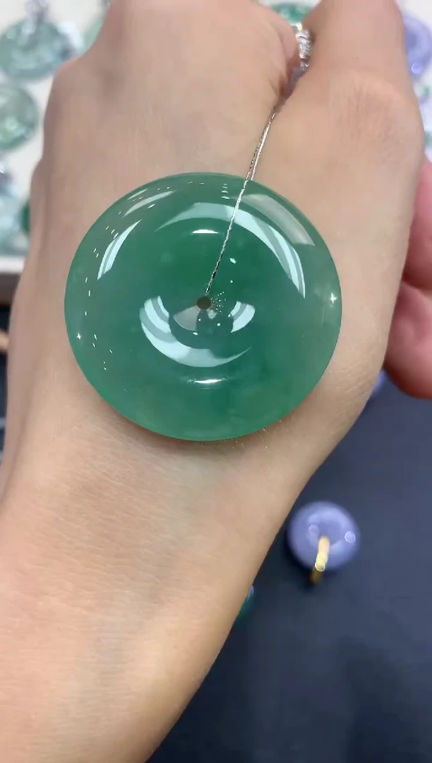 【闪购商品】翡翠吊坠(不含链)未镶嵌a42