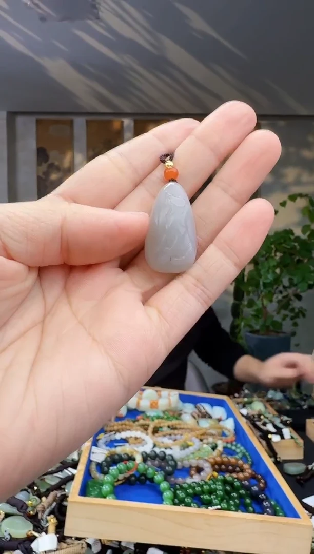未镶嵌和田玉挂件拍一发一