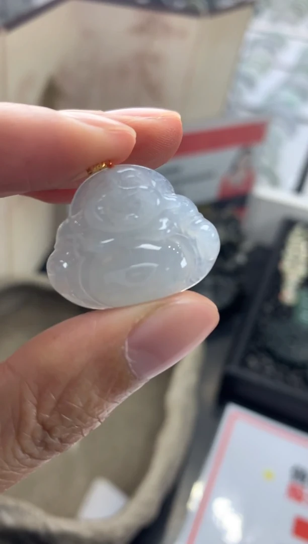 颈饰18K金镶嵌翡翠佛公