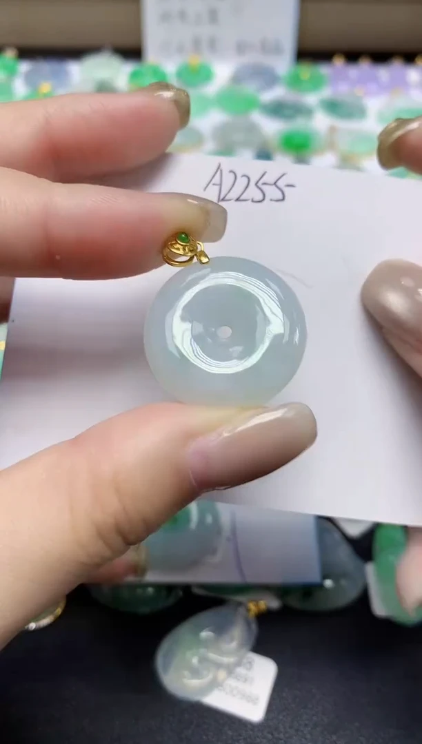 颈饰未镶嵌翡翠天然缅甸翡翠A货翡翠百元以上9元证书费自理