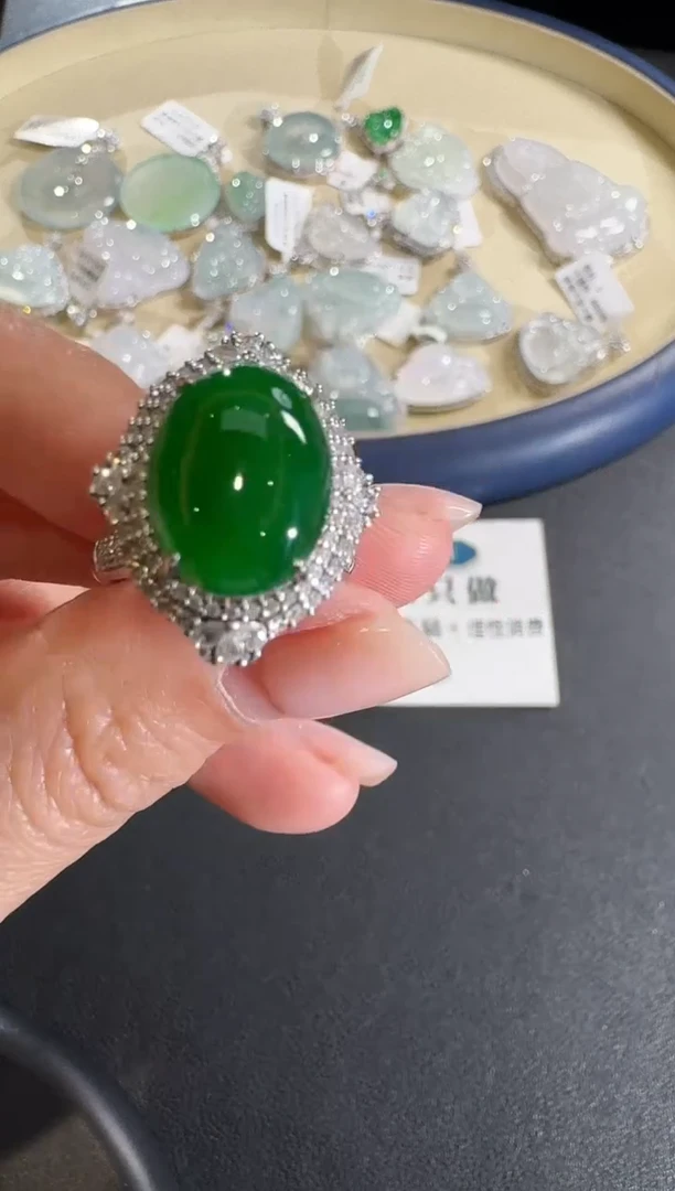 【闪购商品】翡翠戒指18K金镶嵌【源头工厂】钻石镶嵌