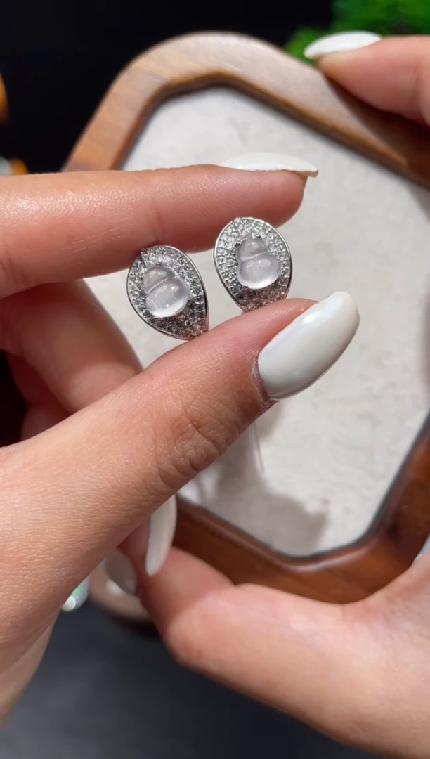 银S925镶嵌翡翠耳饰耳钉