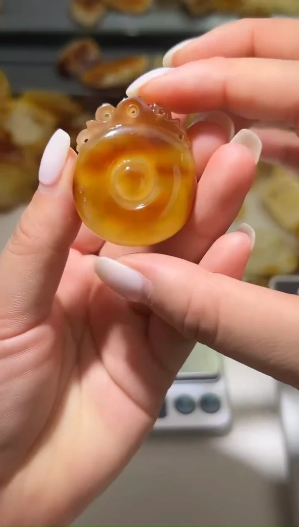 裸石琥珀未镶嵌琥珀蜜蜡吊坠