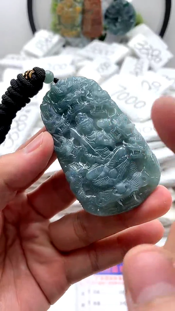 【闪购商品】翡翠颈饰未镶嵌虚空藏