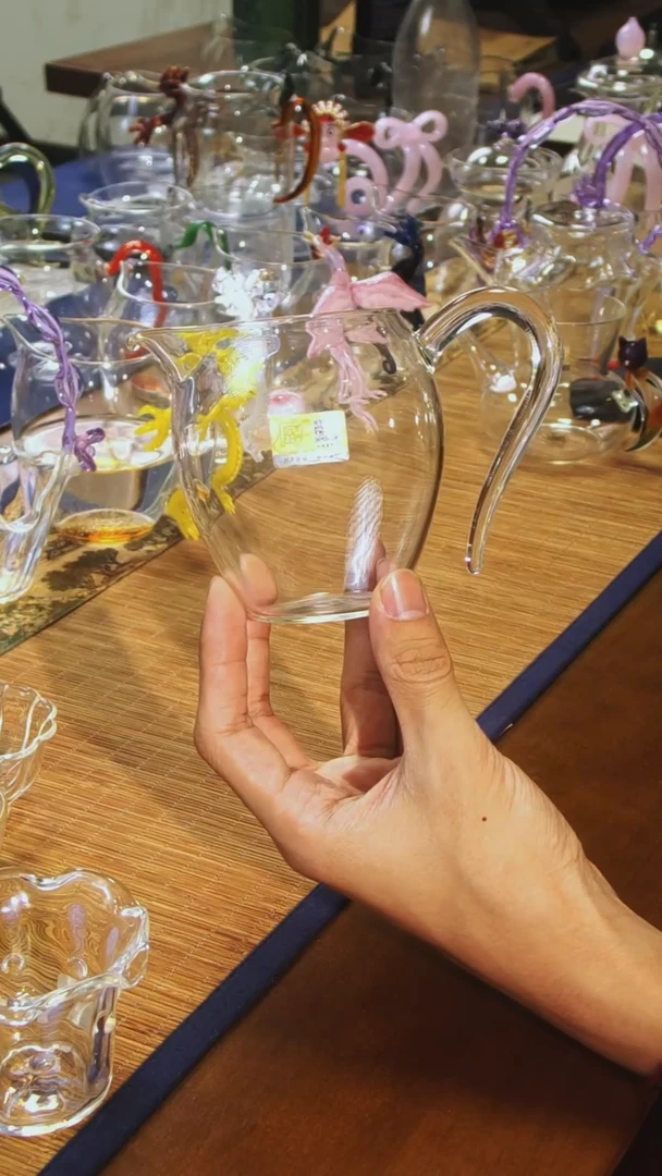 【闪购商品】纯透明清颜公道杯晶焱金标