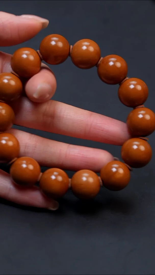 橄榄核手串1.7正圆光珠