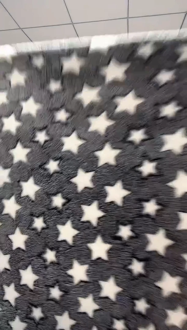 法兰绒2.5x1.5左右已主播介绍为准