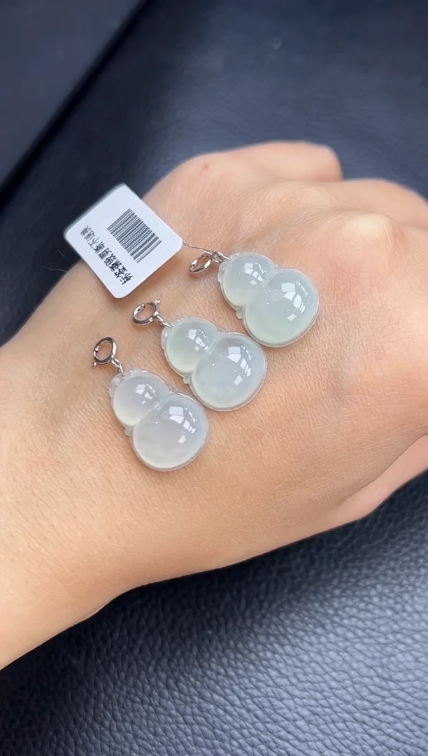 【闪购商品】翡翠颈饰18K金镶嵌YM1062-3 葫芦多样性发一