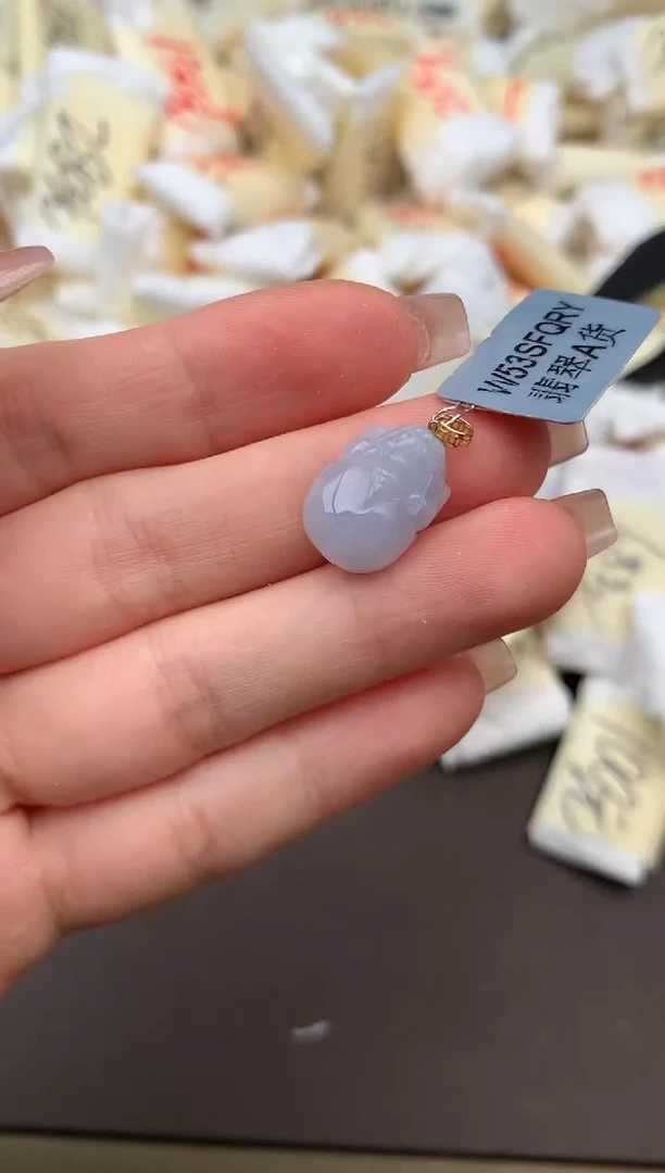 翡翠挂件18K金镶嵌一福利