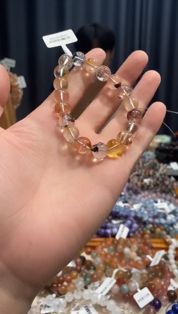 未镶嵌手链水晶企****?胶花