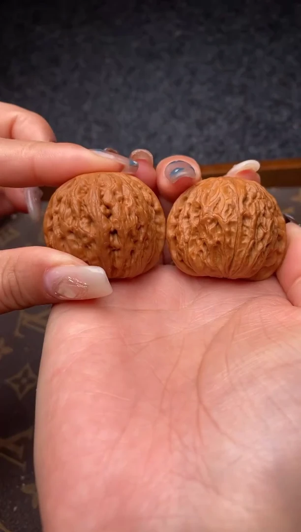 把件文玩核桃B103号39尺铁锤