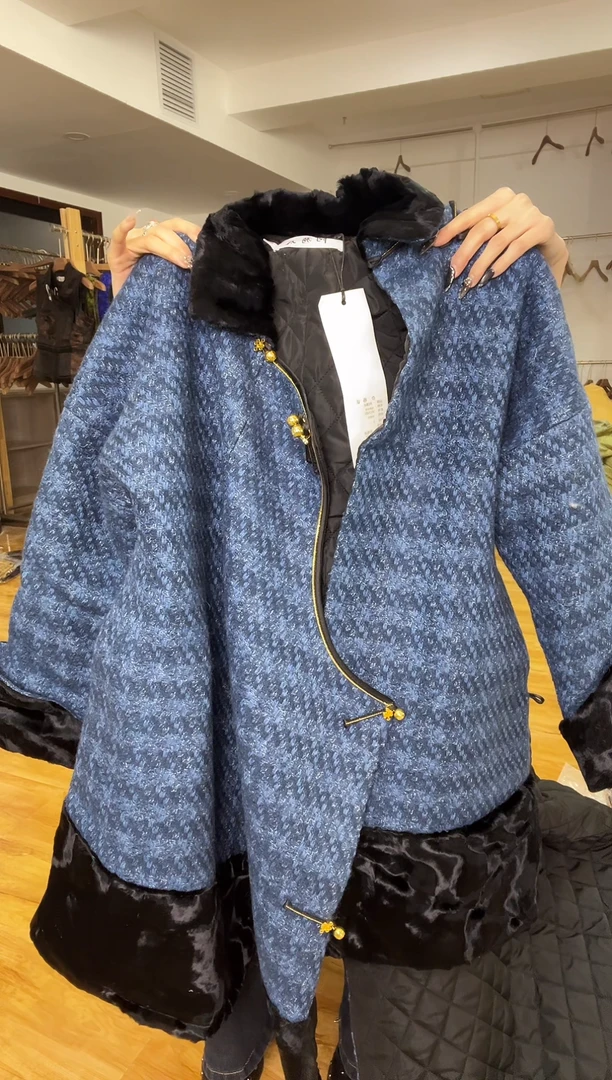 冬季袍子       M码        135斤