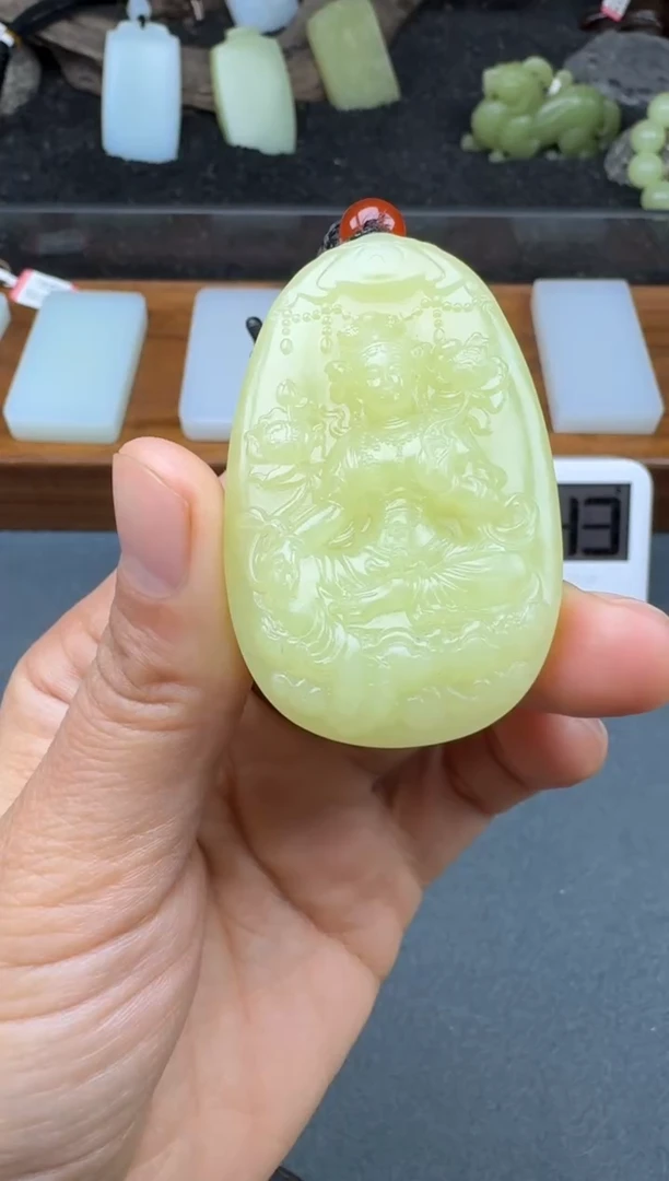 颈饰未镶嵌和田玉2