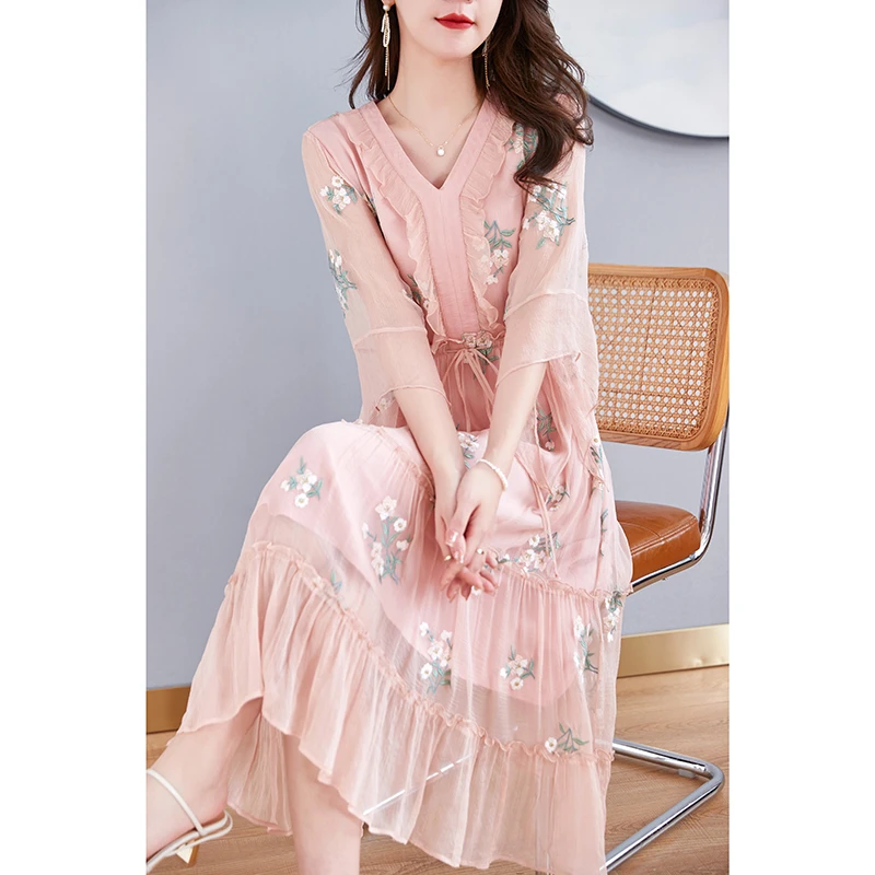 夏季桑蚕丝长款刺绣连衣裙82399687