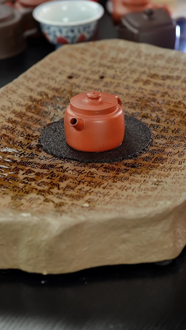 【闪购商品】紫砂茶壶lx朱泥巨轮珠