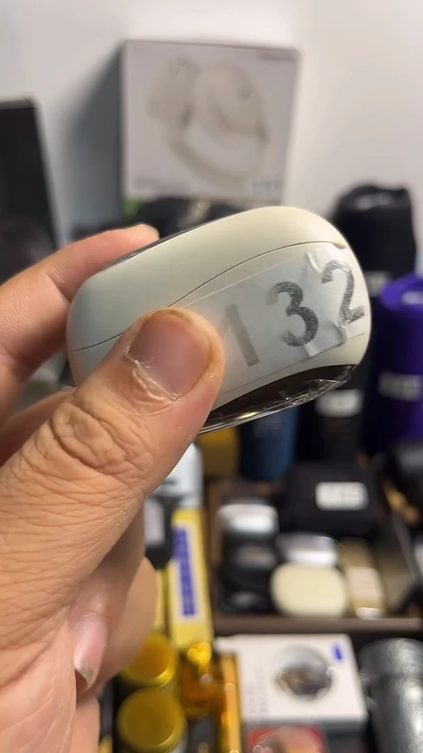 瓷片闪购商品 如图所示