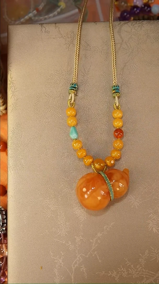 【闪购商品】琥珀颈饰未镶嵌颈饰