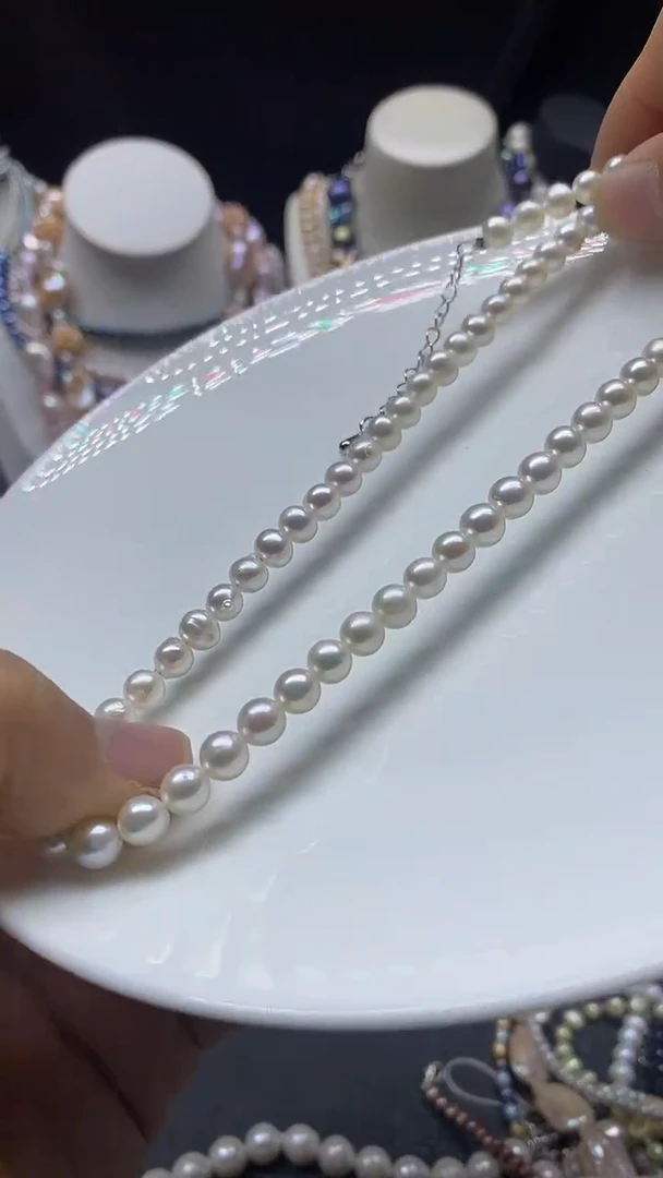 颈饰未镶嵌淡水珍珠多人