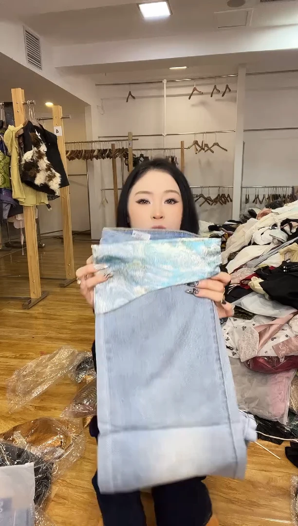 裤子       L码      120-130斤