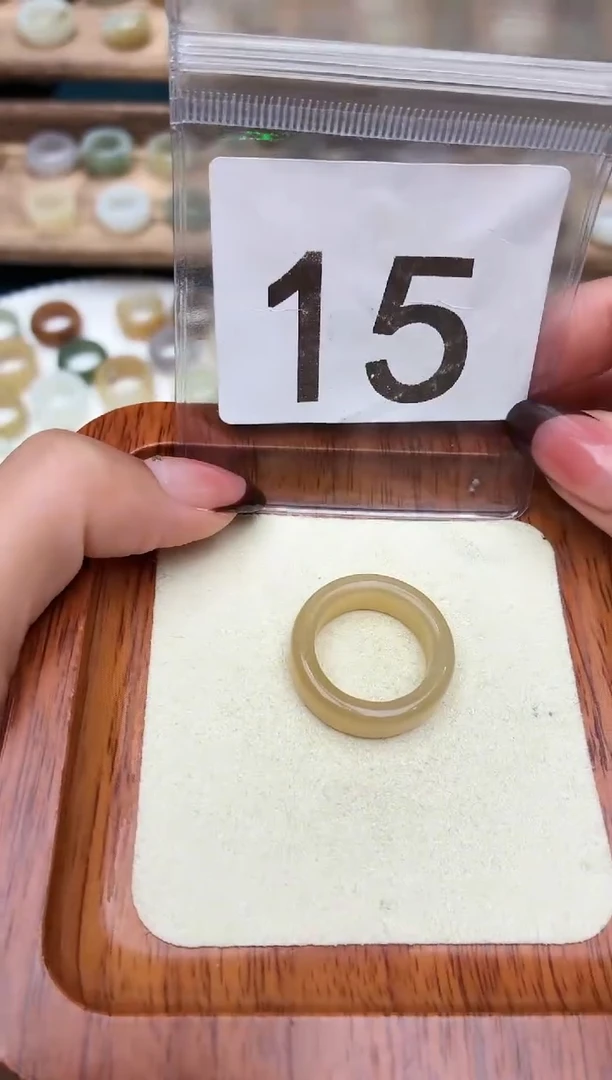 未镶嵌戒圈和田玉15号