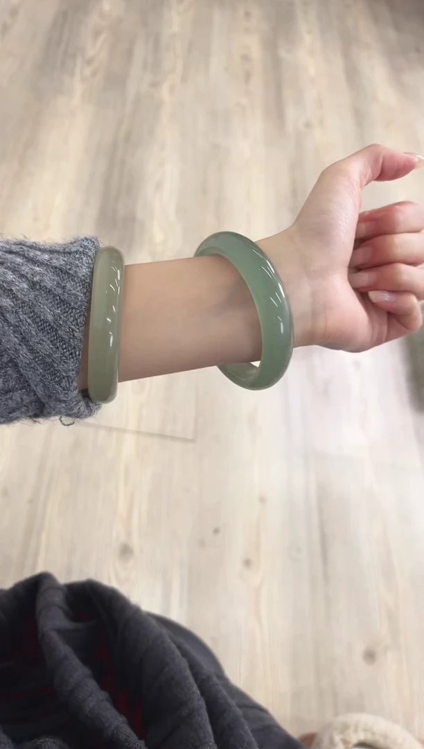 未镶嵌手镯石英质玉78-57D