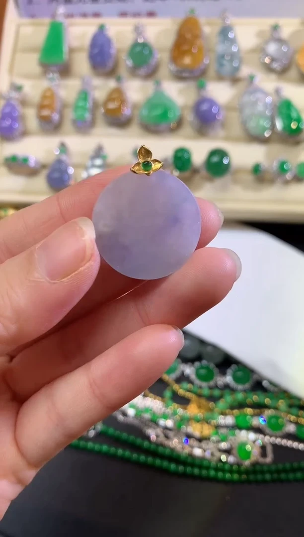 吊坠(不含链)18K金镶嵌翡翠吊坠|750+37