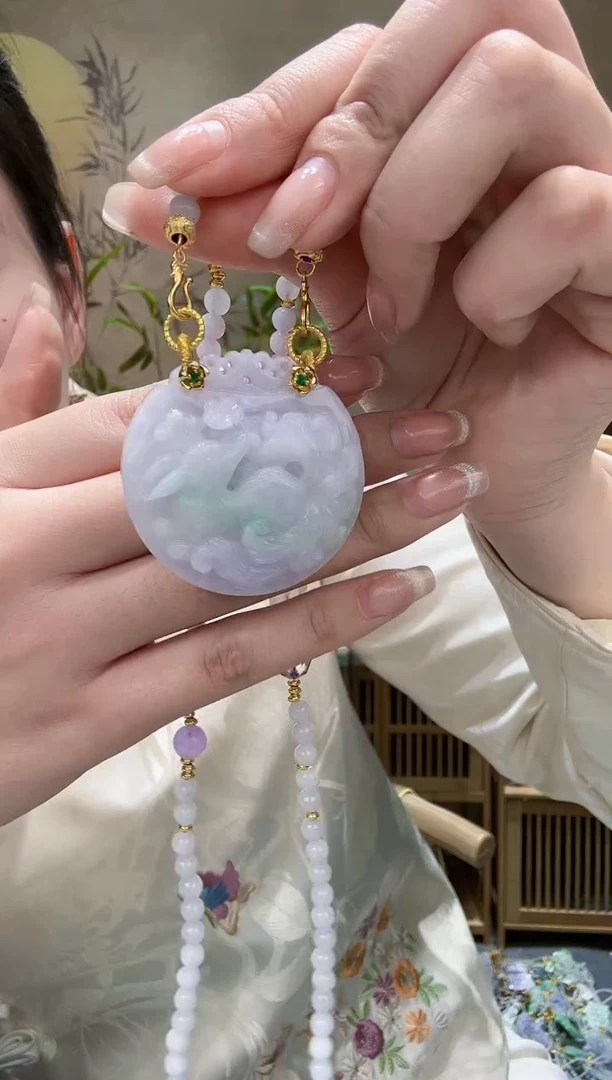 【闪购商品】翡翠颈饰未镶嵌吊坠